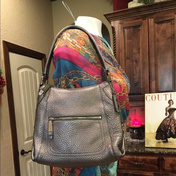 🪩COLE HAAN SILVER LEATHER BAG SATCHEL TOTE - Picture 2 of 11
